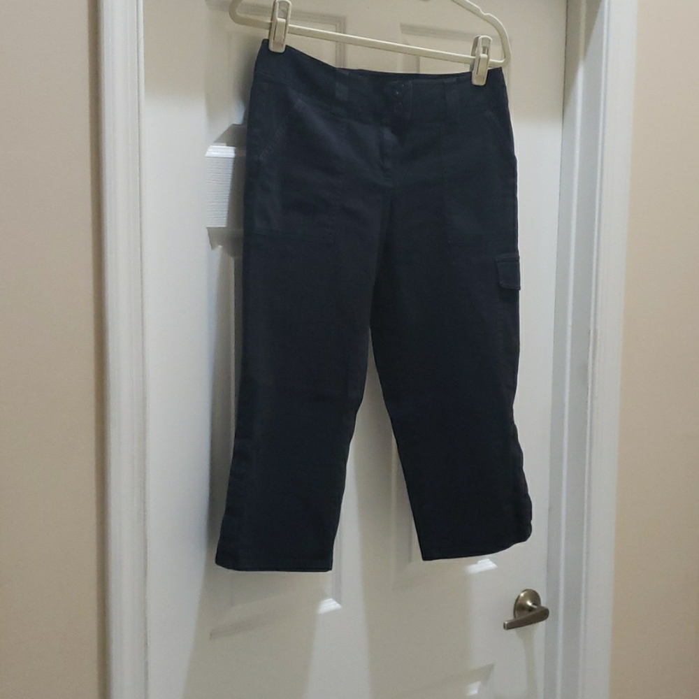 Black calf length pants